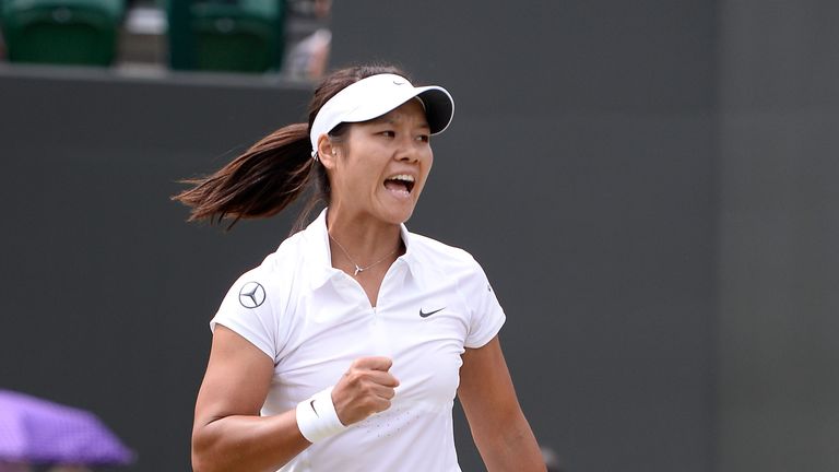 Li Na celebrates a point during her fourth round match against Roberta Vinci at Wimbledon