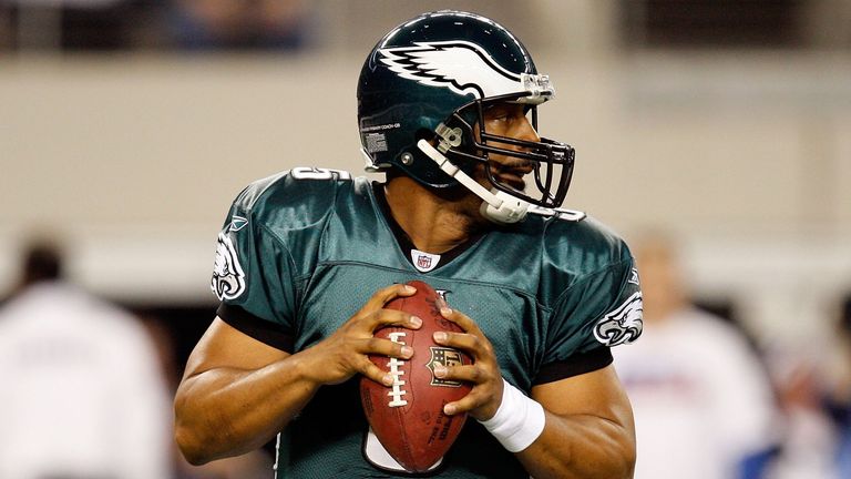 McNabb TD pass helps Eagles lead Giants 14-3, 2Q - The San Diego  Union-Tribune