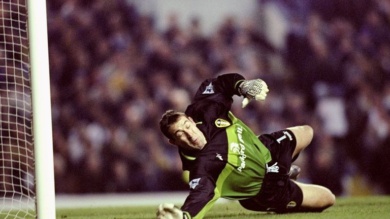 Nigel Martyn of Leeds in action during the Premiership match against Southampton played at Elland Road
