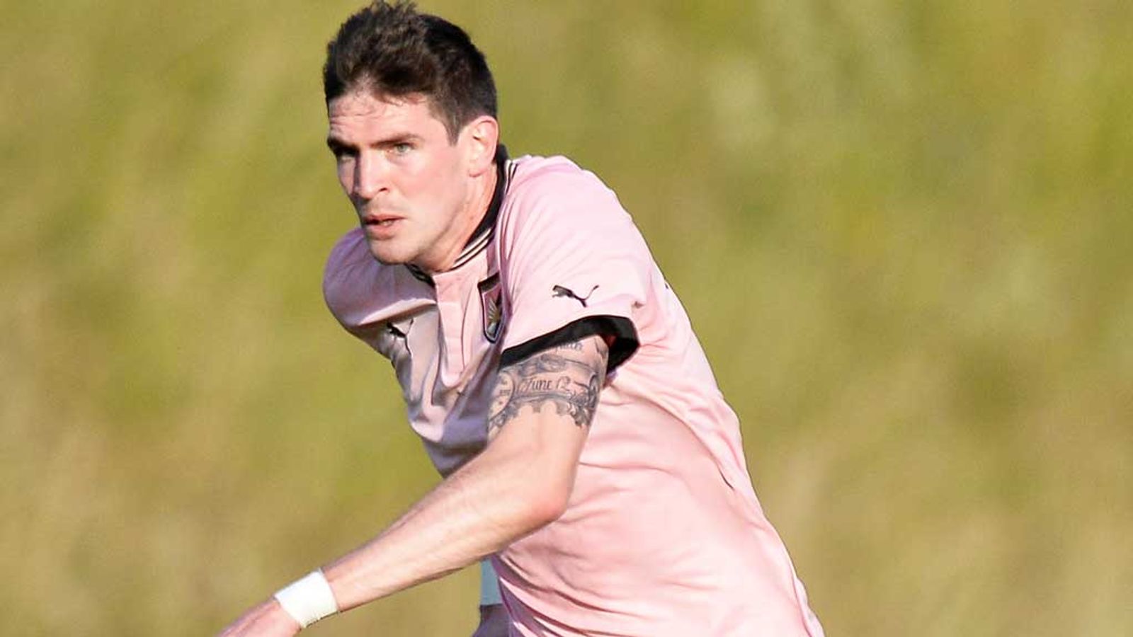 Transfer news: Palermo striker Kyle Lafferty attracting interest ...