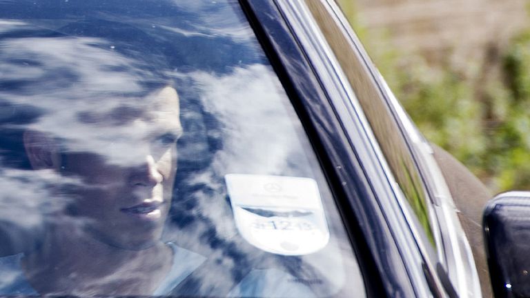 Bale arrives at training on Tuesday
