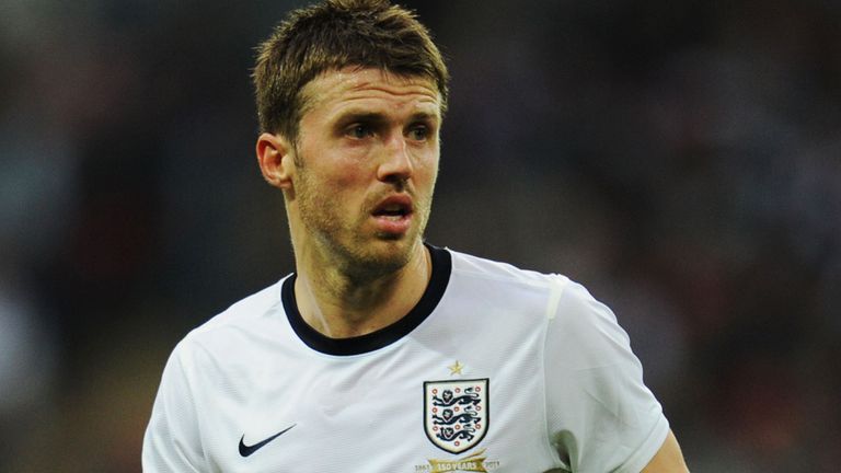 LONDON, ENGLAND - MAY 29:  Michael Carrick of England looks on during the International Friendly match between England and the Republic of Ireland at Wembley Stadium on May 29, 2013 in London, England.  (Photo by Shaun Botterill/Getty Images)