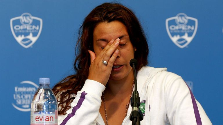 Marion Bartoli announces her retirement