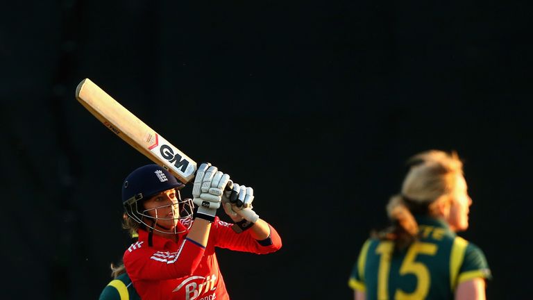 CHELMSFORD, ENGLAND - AUGUST 27:  Sarah Taylor of England plays a shot off the bowling of Sarah Coyte of Australia during the 1st NatWest T20 match between England Women and Australia Womens at Ford County Ground on August 27, 2013 in Chelmsford, England.  (Photo by Julian Finney/Getty Images)