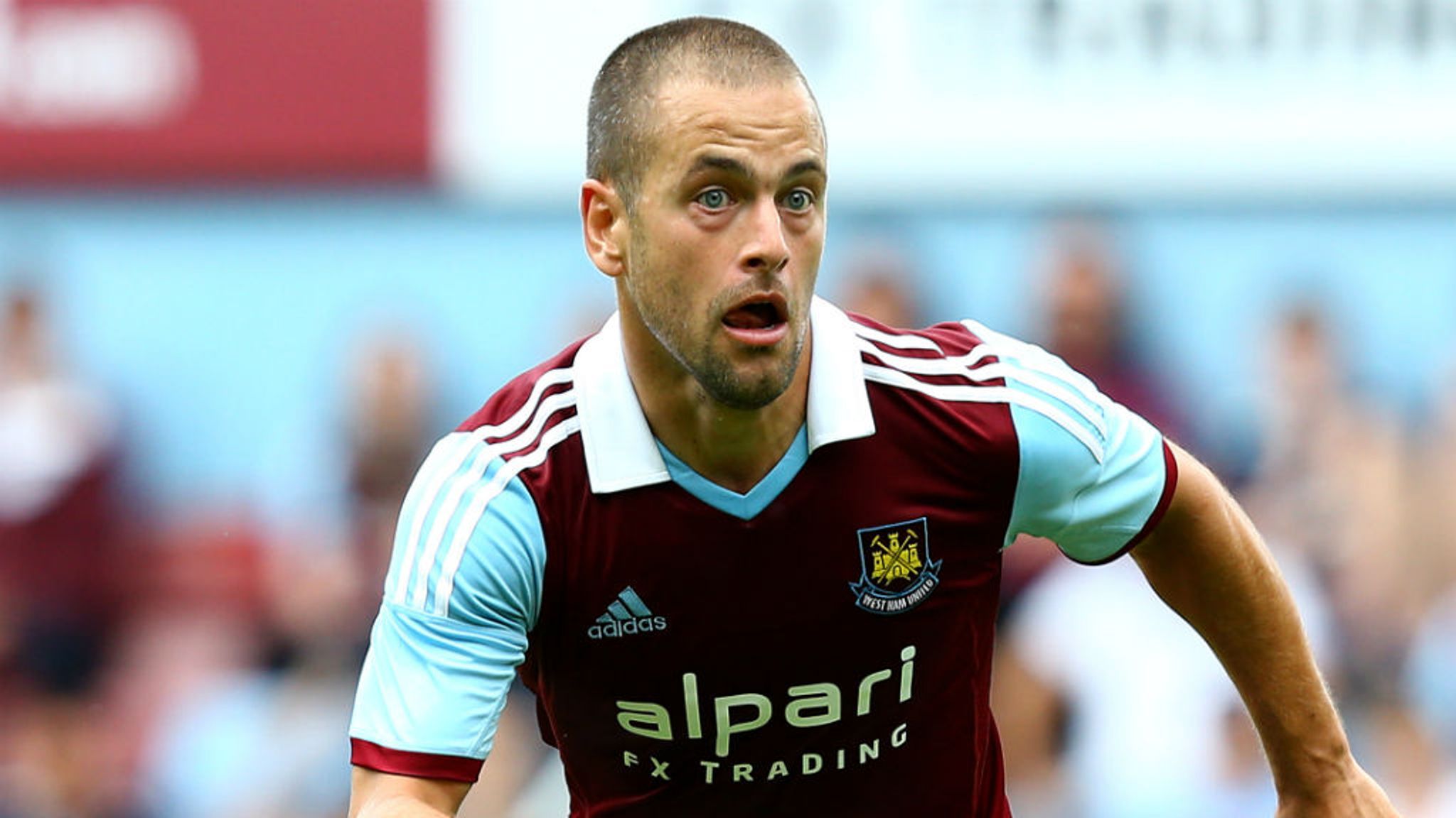 Джо коул футболист. Джо Коул. Joe Cole footballer. Джо Агюрр. Джо Коул спорт.