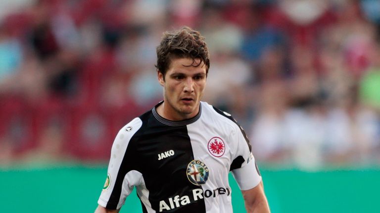 Pirmin Schwegler of Eintracht Frankfurt