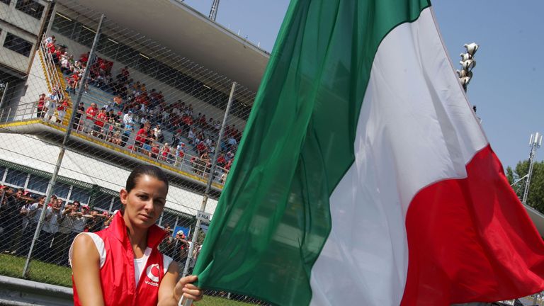 Grid girl with Italian flag
