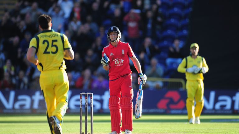 England batsman Jos Buttler celebrates after hitting the winning runs off Mitchell Johnson during the 4th NatWest Series ODI
