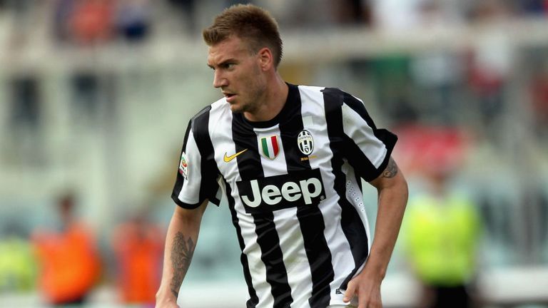 Nicklas Bendtner in action for Juventusn