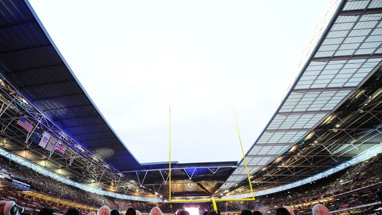 London: Wembley welcomes back record-breaking NFL crowd –