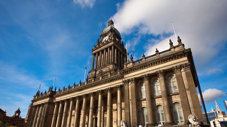Stage one will start from outside Leeds Town Hall (Picture: www.yorkshire.com)