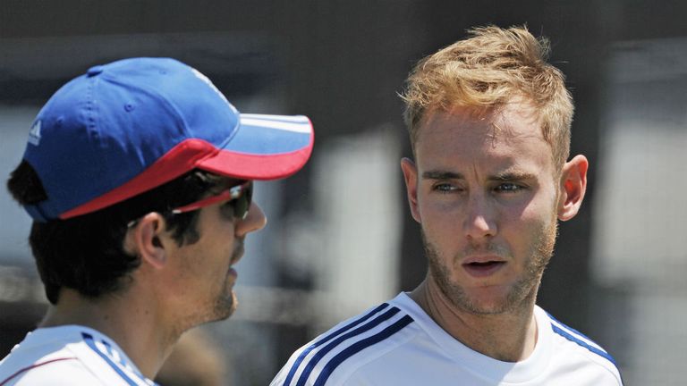 Alastair Cook and Stuart Broad talk during training ahead of the 2013-14 Ashes series in Australia