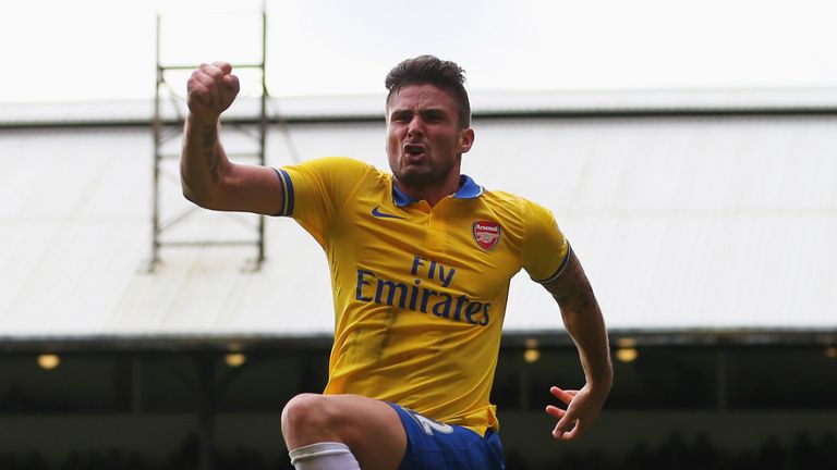 Olivier Giroud: Arsenal striker praised for his improvement by Arsene Wenger
