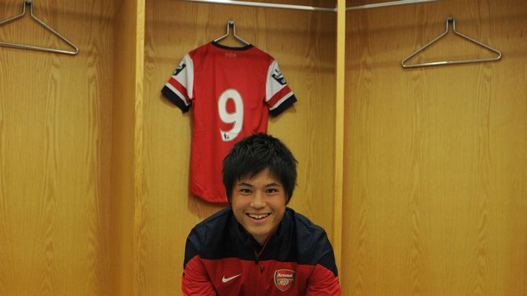 Ryo Miyaichi: Enjoying sharing the Arsenal dressing room with Mesut Ozil