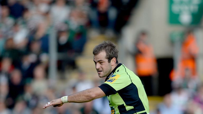 Stephen Myler of Northampton Saints kicks a penalty during the Aviva Premiership match between Leicester Tigers and Northampton Saints at Welford Road