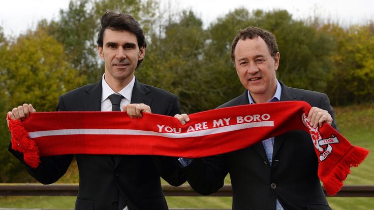 MIDDLESBROUGH, ENGLAND - NOVEMBER 13:  Steve Gibson, Chairman of Middlesbrough (R) poses with Aitor Karanka at his press conference as the new manager of Middlesbrough Football Club at Rockliffe Park training complex on November 13, 2013 in Middlesbrough, England. (Photo by Nigel Roddis/Getty Images)