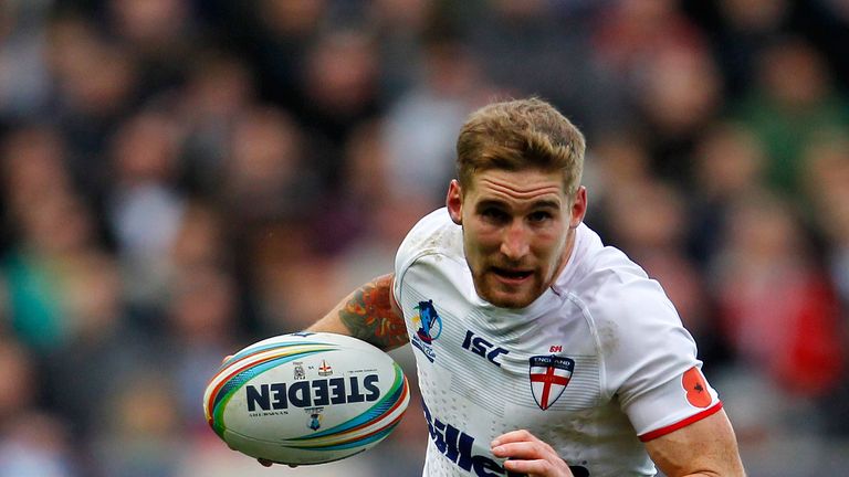 Sam Tomkins of England in action during the Rugby League World Cup Group A match at the KC Stadium
