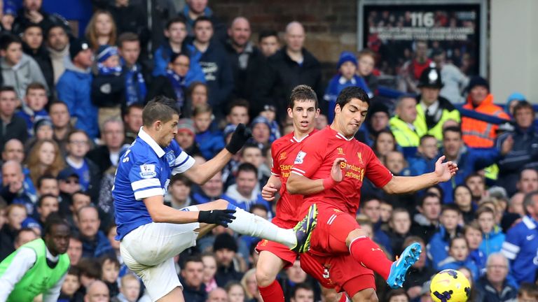 Mirallas: Studs-up challenge on Suarez