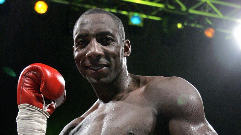 Johnny Nelson celebrates his victory over his Italian opponent Vincenzo Cantatore during their WBO World Championship Cruiserweight title fight at Palazzetto dello Sport in  Rome, 26 November 2005