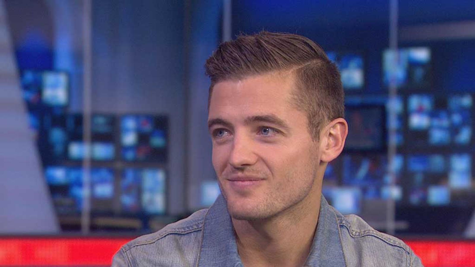 Robbie Rogers overwhelmed by support and hopes other players will ... Soccer Players Haircut 2013