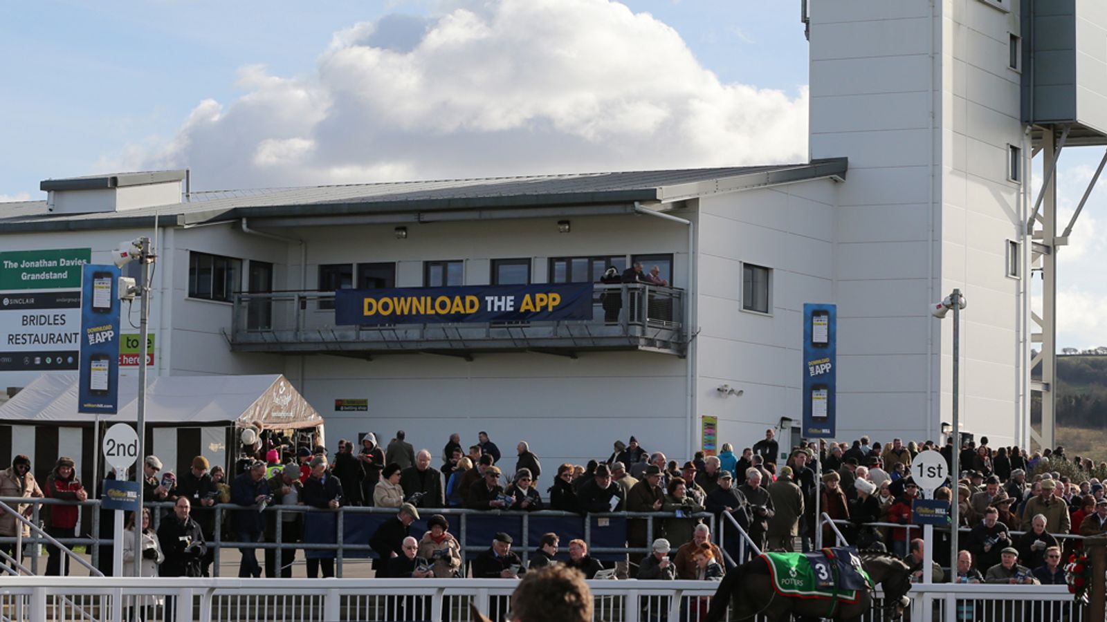 Ffos Las lose Boxing Day meeting following torrential rain | Racing ...