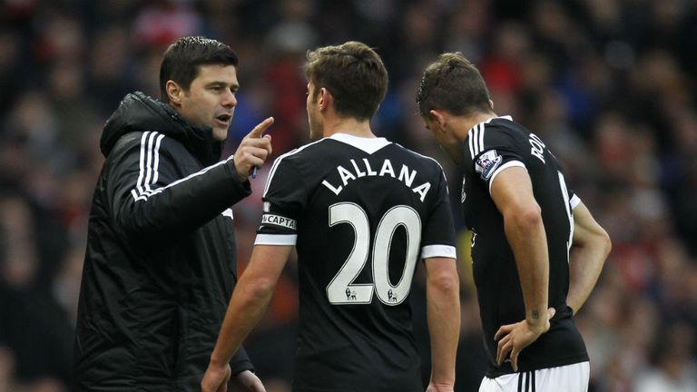 Mauricio Pochettino (l): Delighted with his side