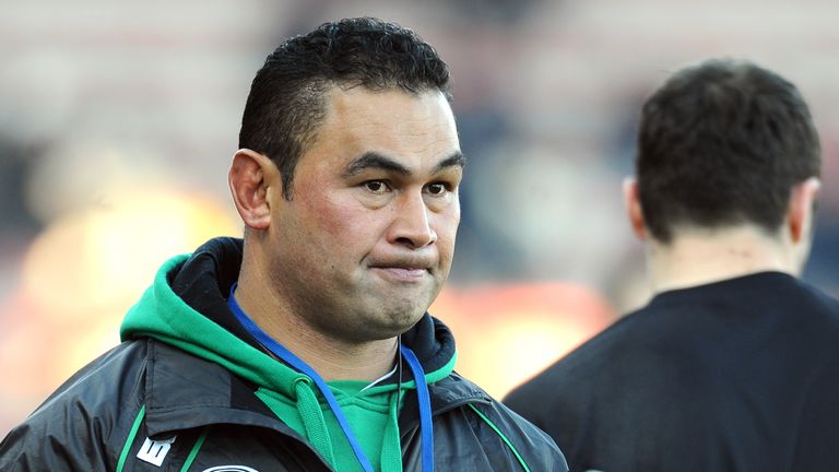 Connacht's head coach Pat Lam attends a training before the start of the Heineken Cup match against Toulouse