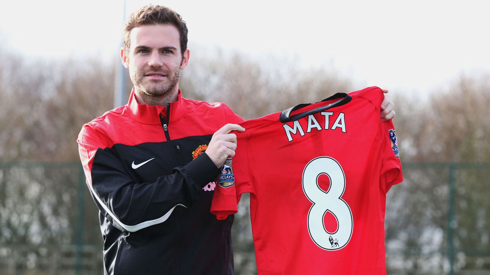 Juan Mata Welcomes Pressure Of Being Manchester Uniteds Record Signing