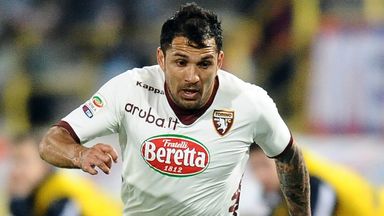 Image of Mario Alberto Santana: Leaves Genoa on loan until the summer