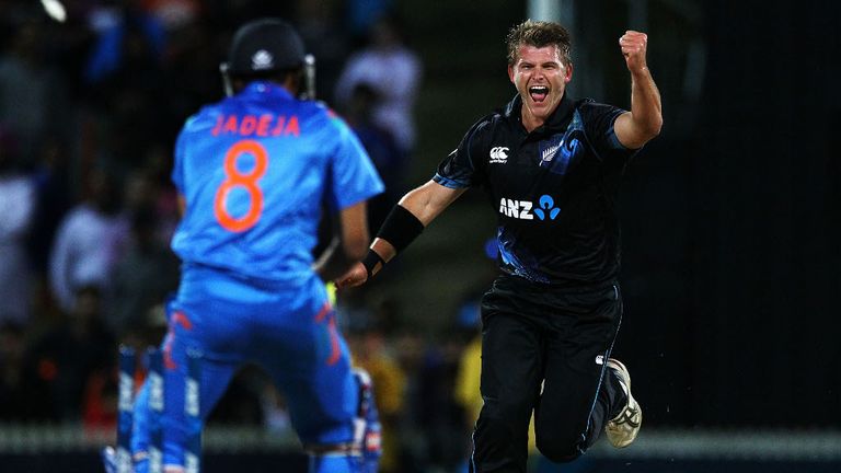 Anderson removes Jadeja as New Zealand head towards victory