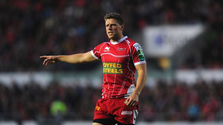 Rhys Priestland: Scarlets stand-off kicked 14 points