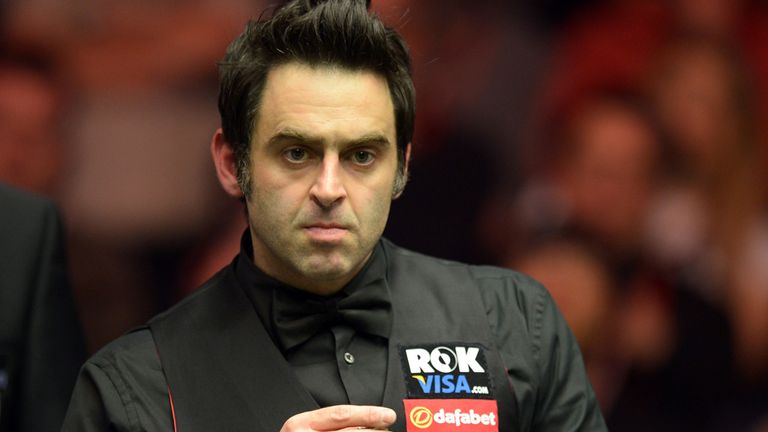 Ronnie O&#39;Sullivan: Untroubled opening win against Mitchell Travis in Newport