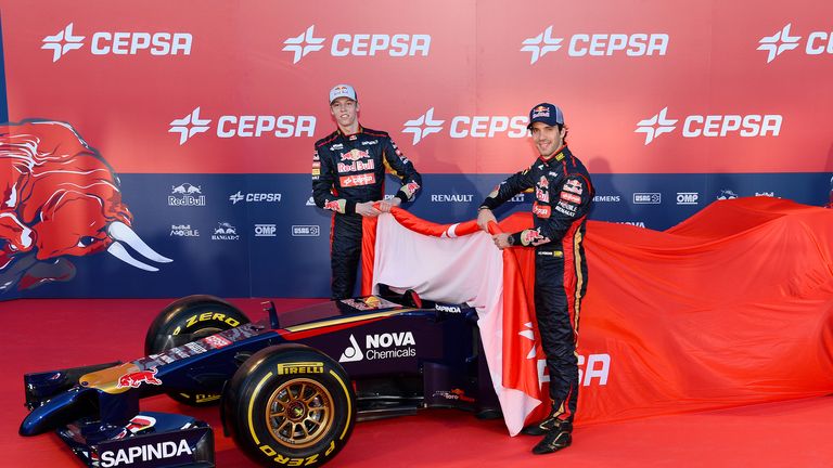 Daniil Kvyat and Jean-Eric Vergne unveil the Toro Rosso STR9
