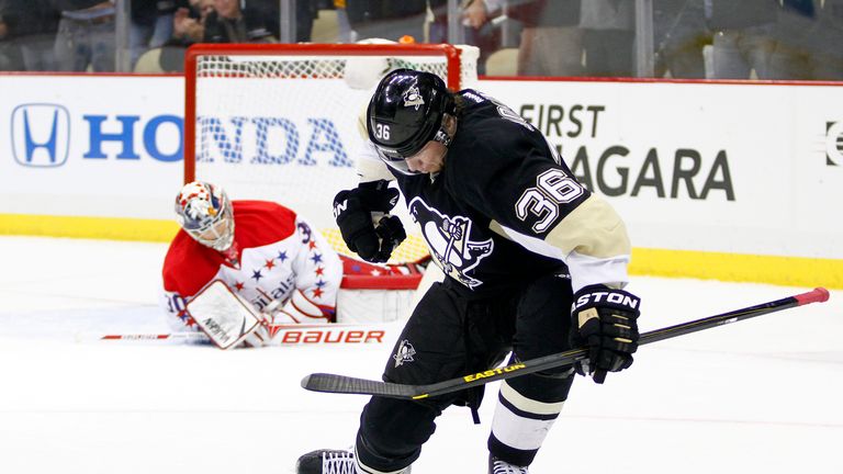Jussi Jokinen: Scored twice for the Pittsburgh Penguins