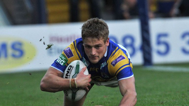 Jimmy Keinhorst of Leeds Rhinos scores a try during Super League action