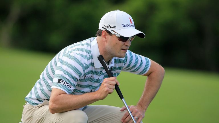 Zach Johnson plays a shot on the 10th hole during the second round of the Hyundai Tournament of Champions