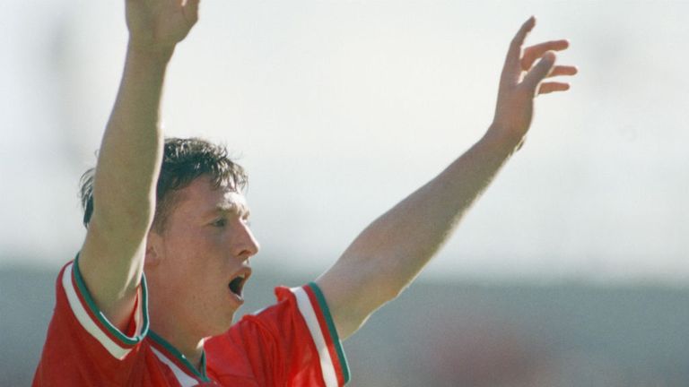 Robbie Fowler Liverpool Arsenal Anfield 1994