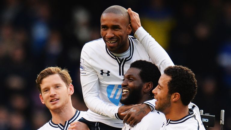 Having made his final Spurs appearance before heading Toronto, Jermain Defoe is paraded off by his team-mates.
