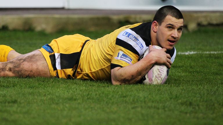 Justin Carney scores a try for Castleford Tigers during the First Utility Super League match against Catalan Dragons at the Mend-A-Hose Jungle
