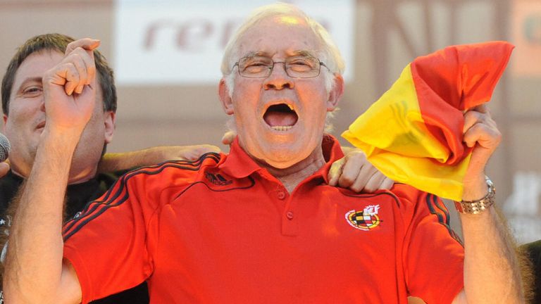 Spain coach Luis Aragones celebrates at the Plaza Colon in Madrid during a victory parade on June 30, 2008