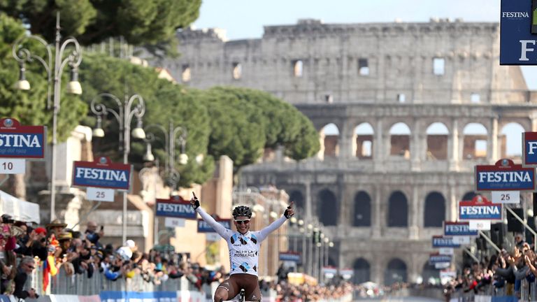 Roma Maxima provides a stunning finish backdrop