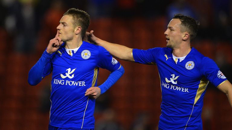 Jamie Vardy of Leicester celebrates with Daniel Drinkwater