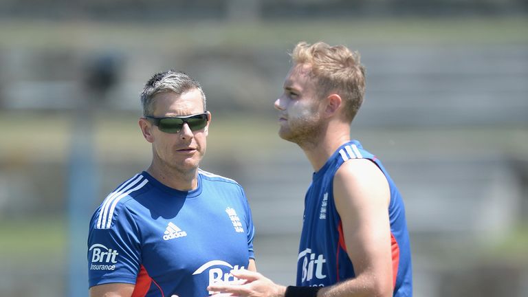 ANTIGUA, ANTIGUA AND BARBUDA - MARCH 04:  England coach Ashley Giles speaks with captain Stuart Broad during a nets session at Sir Viv Richards Cricket Gro