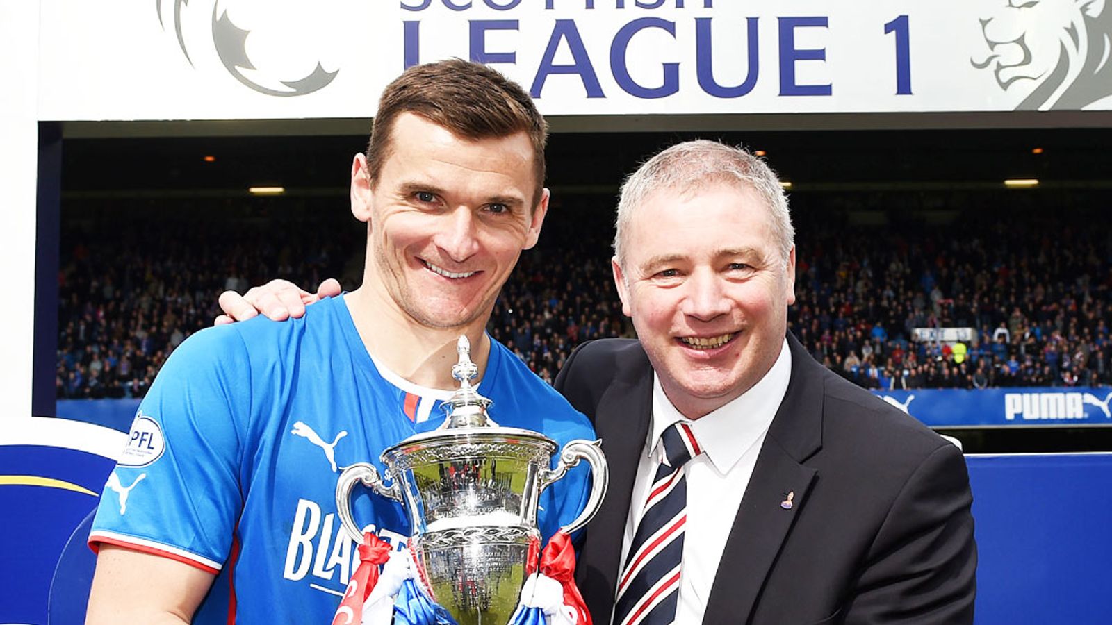 Scottish football Rangers' opening match of season against Hearts live