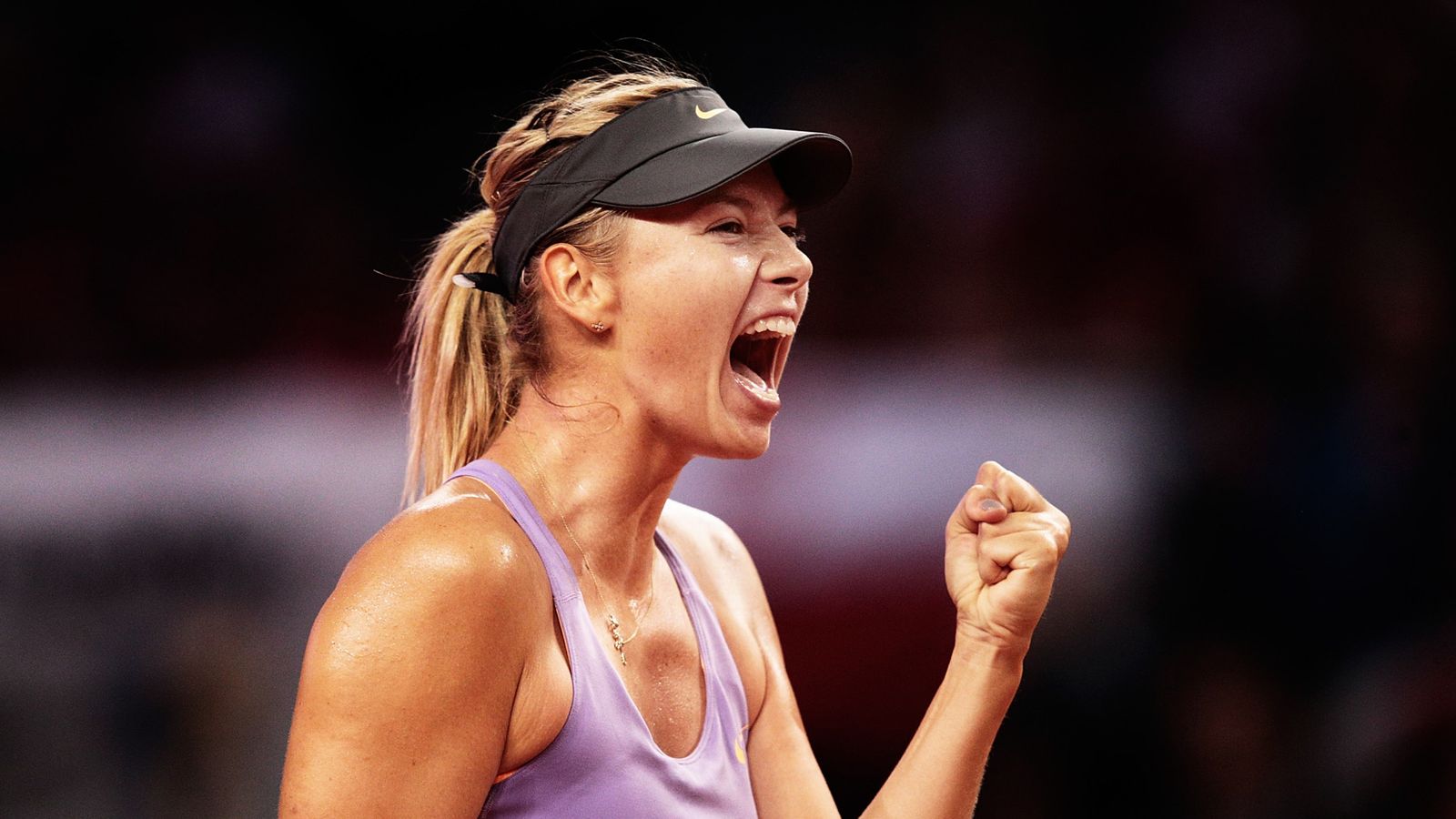 WTA Porsche Grand Prix: Maria Sharapova beats Agnieszka Radwanska to