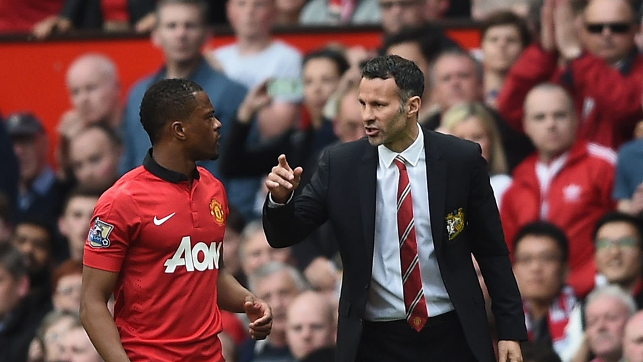 Ryan Giggs attracts support in Sky Bet's next Manchester United ...