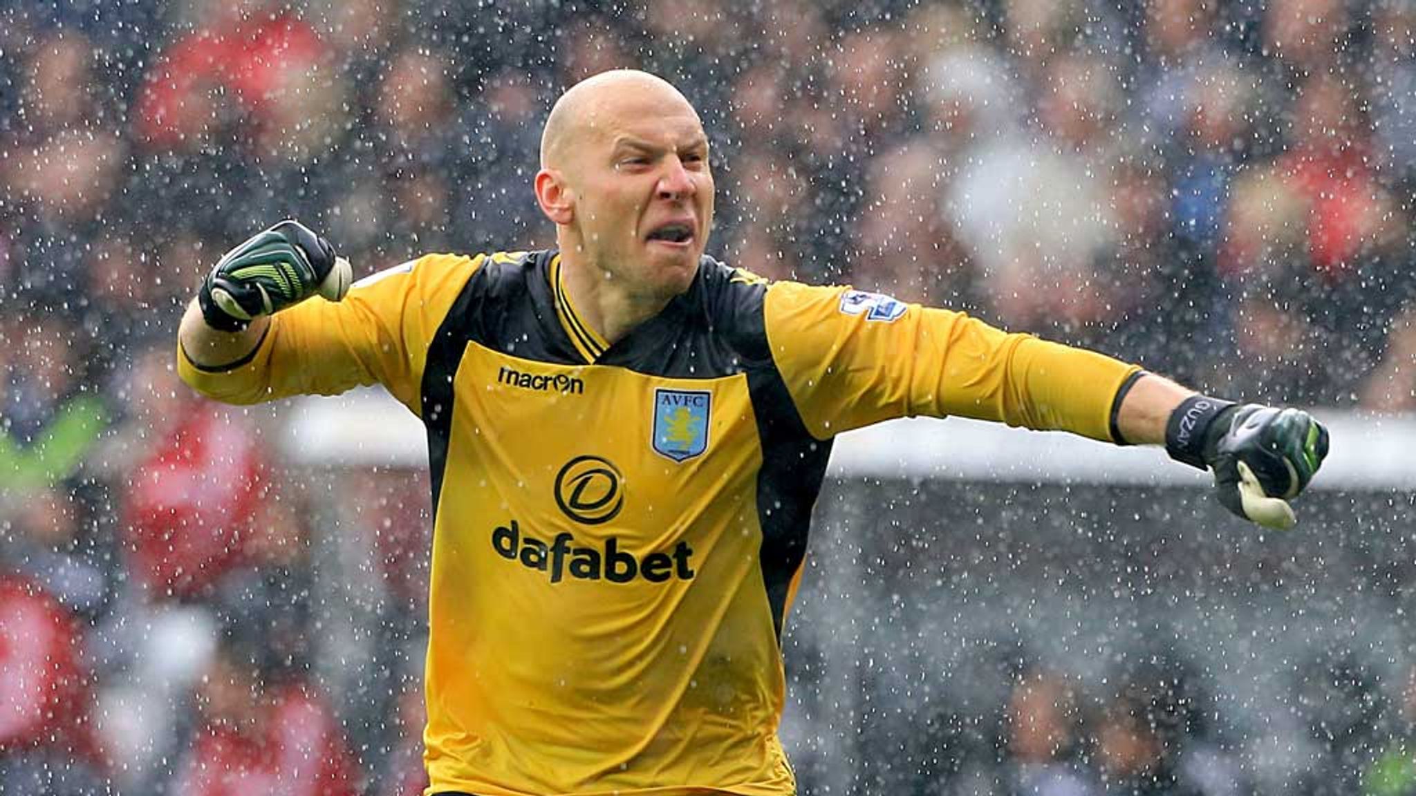 Premier League Brad Guzan reckons Chelsea's Thibaut Courtois is one of