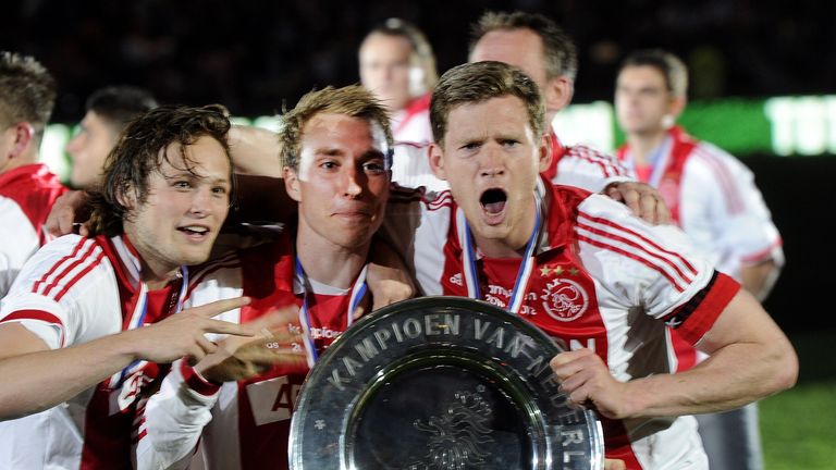 Ajax Amsterdam players Daley Blind (L), Christian Eriksen (C) and Jan Vertonghen (R) in 2012