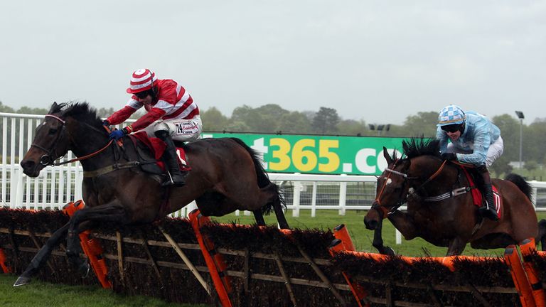 L'Unique leads Phantom Prince