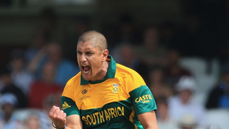 Rory Kleinveldt of South Africa during Champions Trophy semi-final against England at The Oval. June 19 2013.